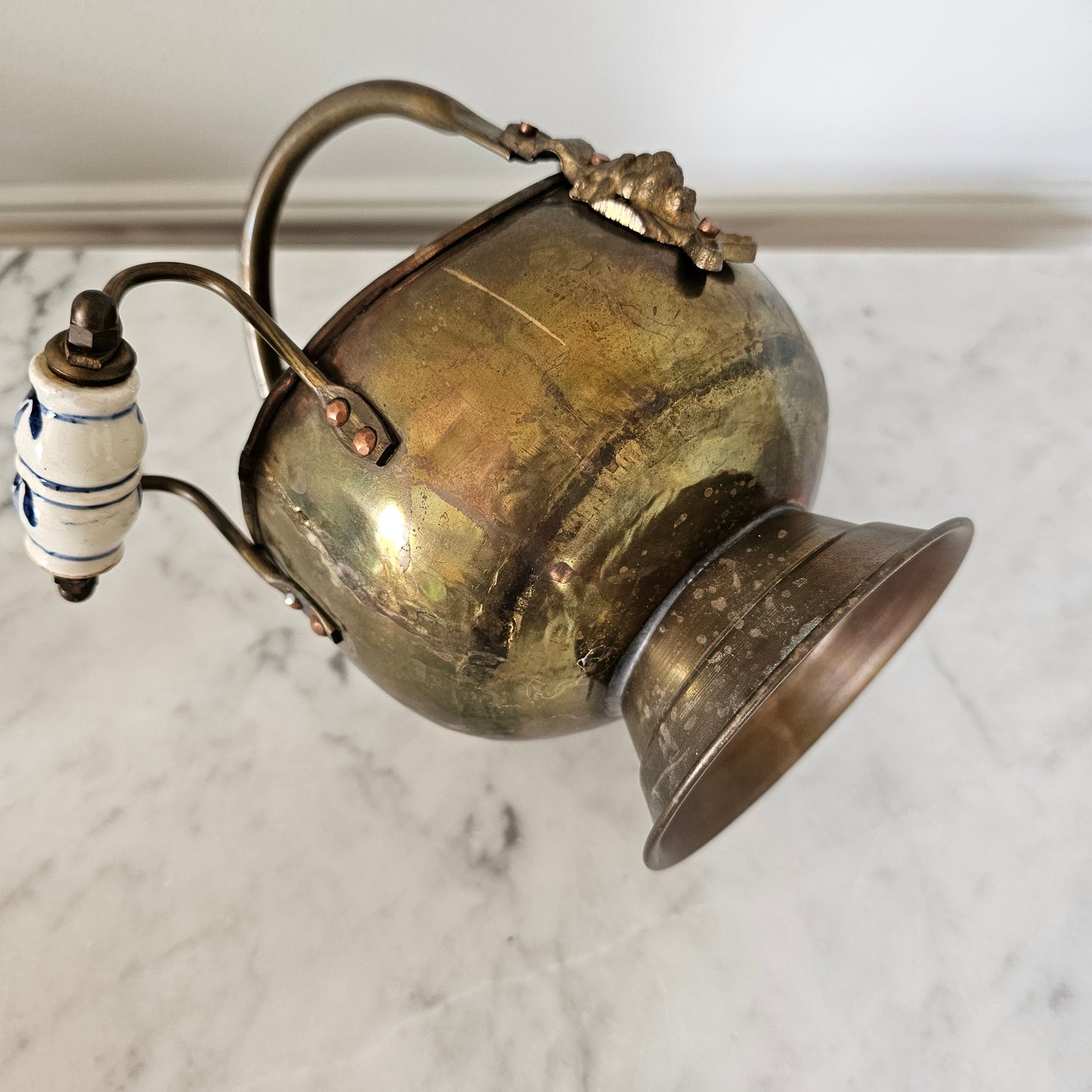 Vintage Coal Scuttle with Lion Heads